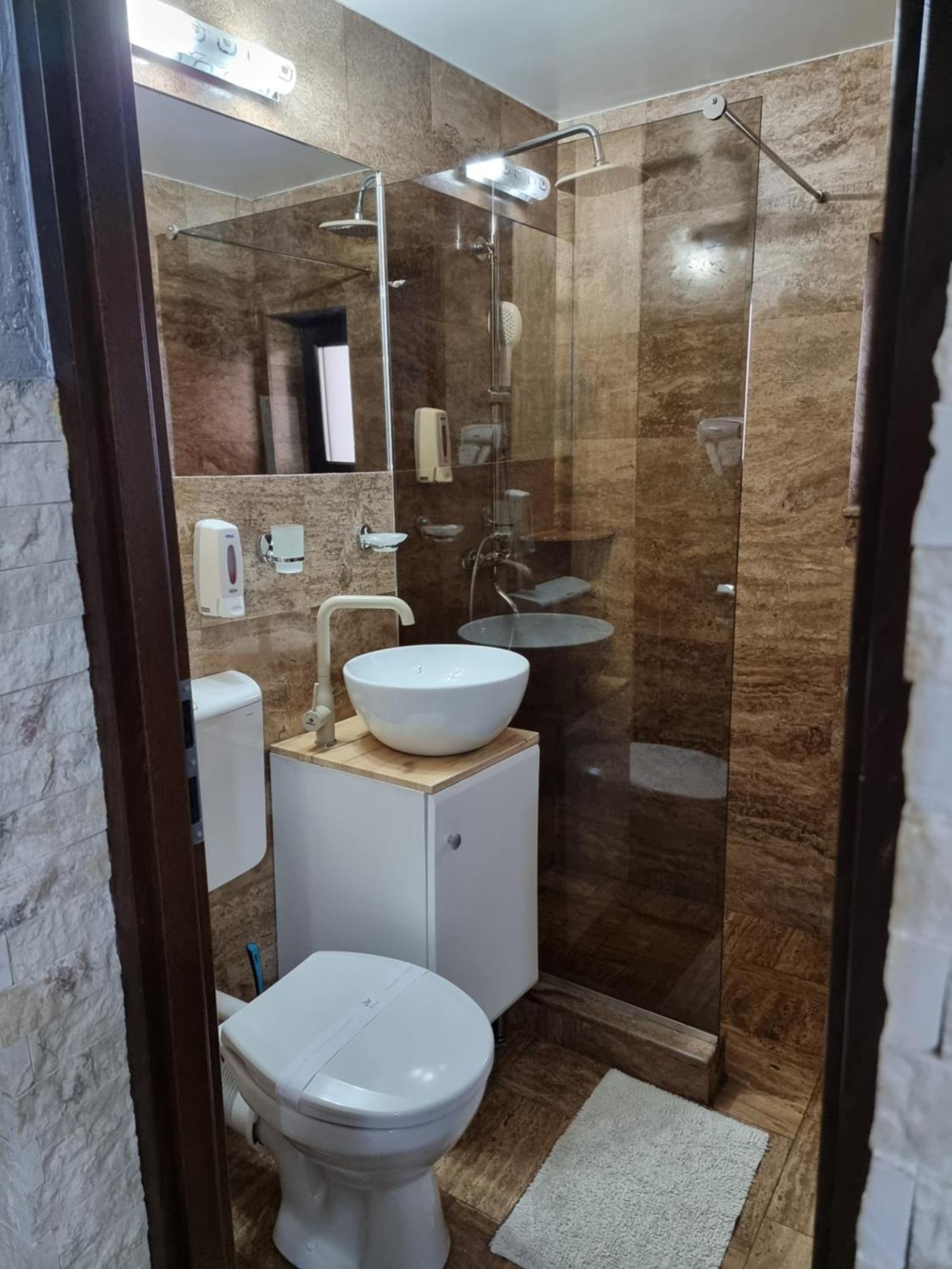 Casa Lipianu Hotel Targu Jiu Room photo